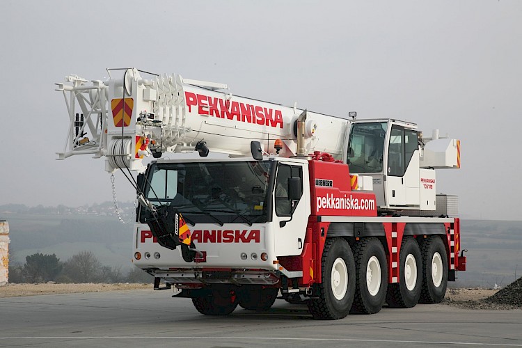 Liebherr LTM 1070-4.2 | Pekkaniska